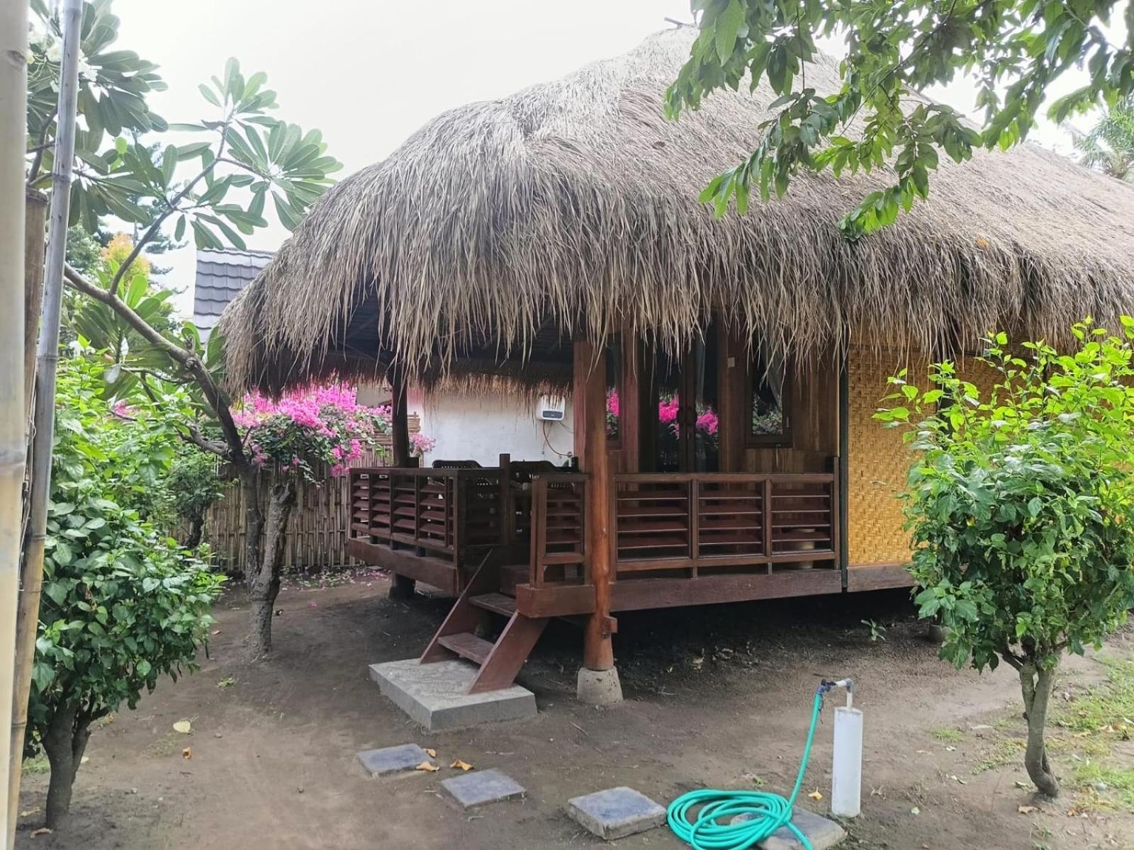 Gili Air Santay Bungalows Екстер'єр фото